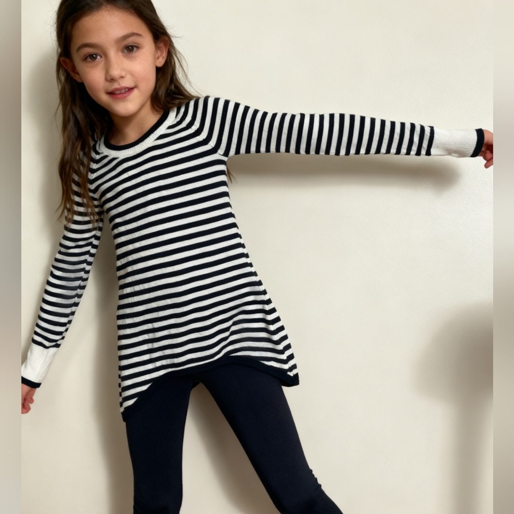 Ivivva by Lululemon Size 10 Black White Striped Long Sleeve Top Girl